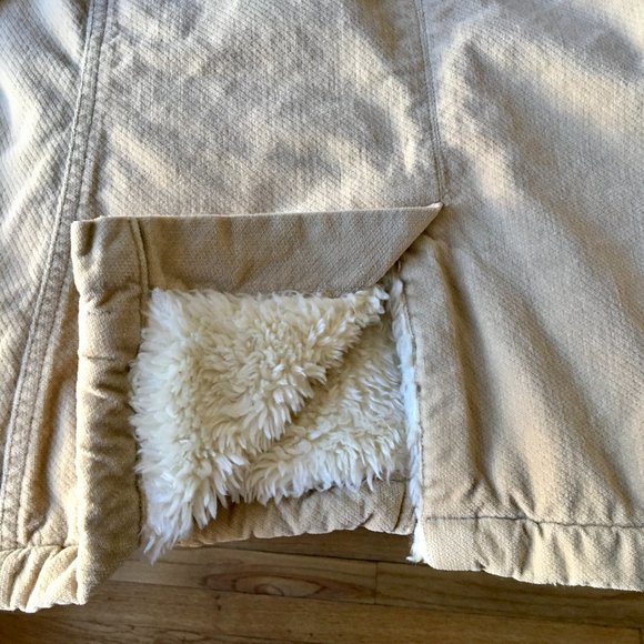 Classic camel-colored sherpa-lined coat - Picture 8 of 9